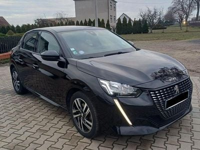 Czarny Używany 2019 Peugeot 208 Hatchback | 37 900 zł (Uczciwa cena)