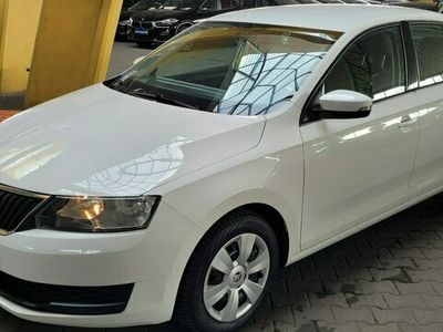 używany Skoda Rapid 1dm 95KM 2018r. 97 000km