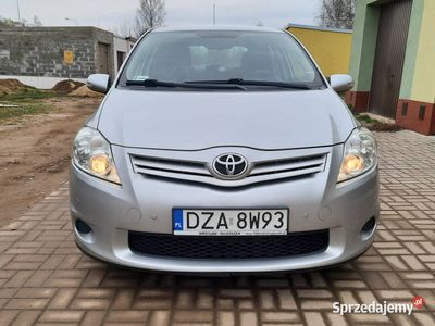 używany Toyota Auris 2012 salonPL bezwypadkowa doinwestowana stan bd