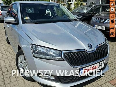 Używany Skoda Fabia 95 KM (69 kW) 2019 Srebrny (metalik) Kombi