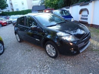 Czarny Używany 2011 Renault Clio III Hatchback | 22 900 zł