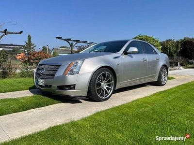 Używany Cadillac CTS 2007 Srebrny Sedan/Limuzyna