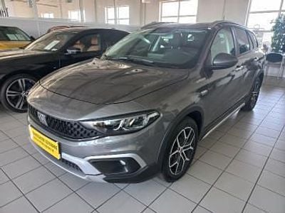 Szary Używany 2023 Fiat Tipo Cross | 84 900 zł