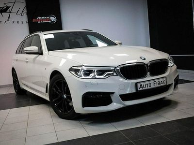 Biały Używany 2019 BMW 520 Kombi | 119 900 zł (Uczciwa cena)