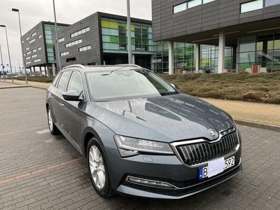 używany Skoda Superb Hybryda panorama dach