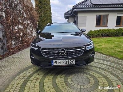 Używany Opel Insignia 2022 Czarny Kombi