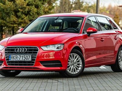 Czerwony Używany 2013 Audi A3 Hatchback | 44 900 zł (Drogi)