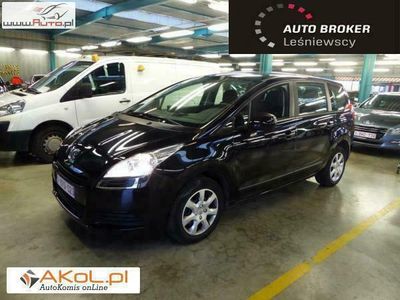 używany Peugeot 5008 1.6dm 112KM 2012r. 64 938km