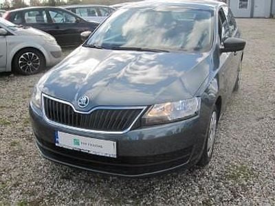 używany Skoda Rapid Rapid I 1,2 tsi fajny do miasta.