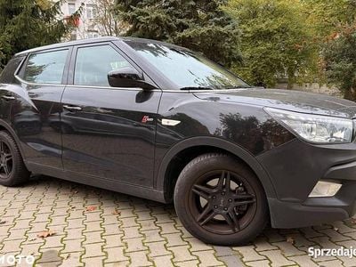 Czarny Używany 2016 Ssangyong (KGM) Tivoli Quartz SUV | 44 900 zł