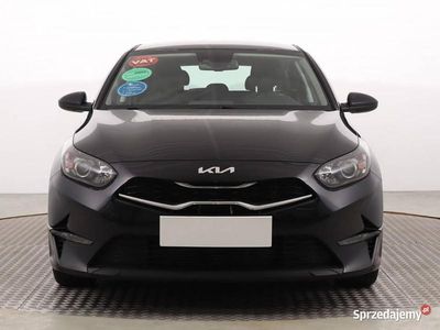 Czarny Używany 2022 Kia Ceed Hatchback | 76 999 zł (Uczciwa cena)