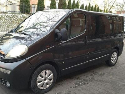 Czarny Używany 2005 Opel Vivaro Minivan | 15 000 zł (Super Cena)