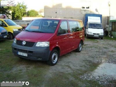 Używany VW T5 102 KM (75 kW) 2009 Bordowy Van
