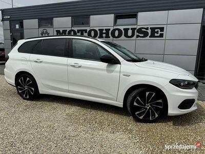 Biały Używany 2018 Fiat Tipo S Kombi | 53 900 zł (Drogi)