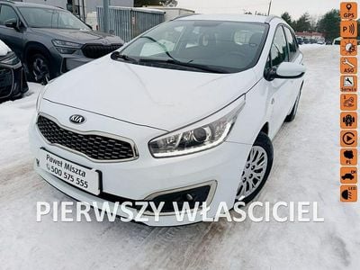 Używany Kia Ceed 99 KM (72 kW) 2018 Biały (metalik) Hatchback
