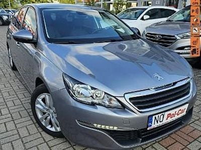 używany Peugeot 308 II Grzane fotele, nawigacja, alufelgi, czujniki cofania
