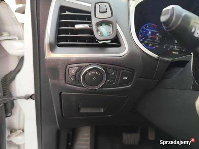 Używany 2015 Ford S-MAX Minivan | 42 700 zł (Dość drogi)