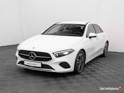 Biały (metalik) Używany 2023 Mercedes A200 Progressive Sedan/Limuzyna | 133 850 zł (Uczciwa cena)