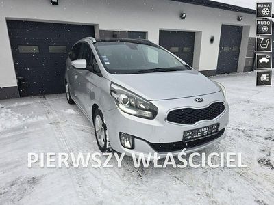 Srebrny Używany 2013 Kia Carens Minivan | 32 900 zł (Uczciwa cena)