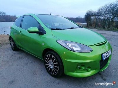 Używany Mazda 2 2008 Zielony Hatchback