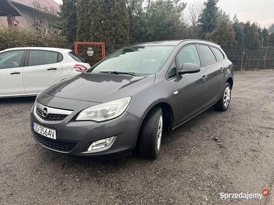 Szary Używany 2012 Opel Astra Kombi | 19 900 zł (Drogi)