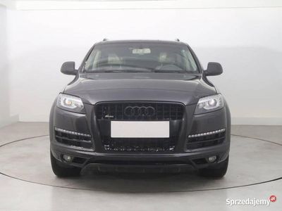 Używany Audi Q7 2012 Czarny SUV