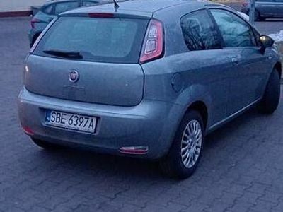 Używany Fiat Punto 2012 Szary Hatchback