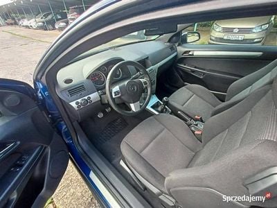 Opel Astra GTC