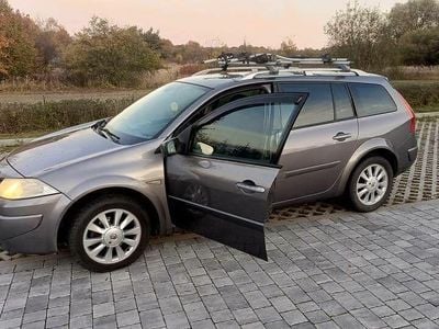 Brązowy Używany 2008 Renault Mégane II Kombi | 10 500 zł (Dość drogi)