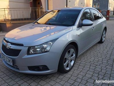 Srebrny Używany 2009 Chevrolet Cruze Sedan/Limuzyna | 13 900 zł (Uczciwa cena)