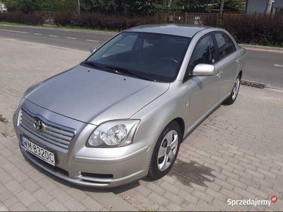 używany Toyota Avensis 2006 diesel drugi właścicel