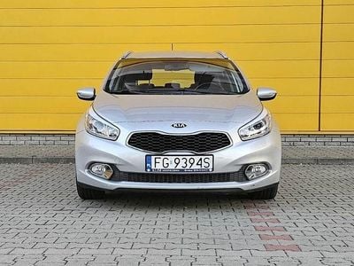 Srebrny Używany 2014 Kia Ceed Sportswagon Kombi | 24 900 zł