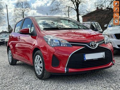 Czerwony Używany 2017 Toyota Yaris SUV | 42 700 zł (Drogi)