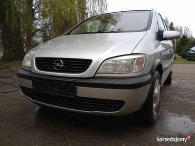 używany Opel Zafira A 1,8 16V