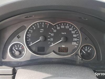 Srebrny Używany 2004 Opel Meriva Minivan | 9000 zł