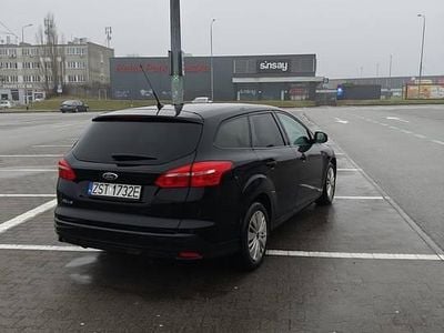 Używany Ford Focus 2016 Czarny Kombi