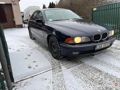 Używany BMW 523 1998 Granatowy Sedan/Limuzyna