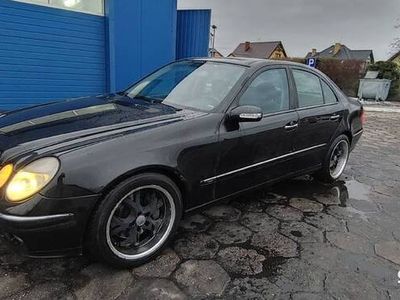 używany Mercedes E500 W211LPG STAG