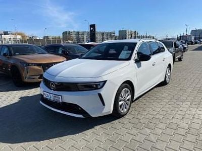 Biały Używany 2023 Opel Astra Edition | 66 900 zł (Dość drogi)