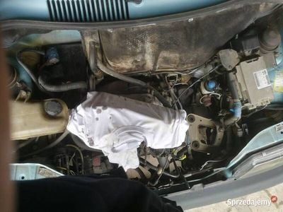 używany Fiat Cinquecento 900 uszkodzony silnik podwozie po renowacji