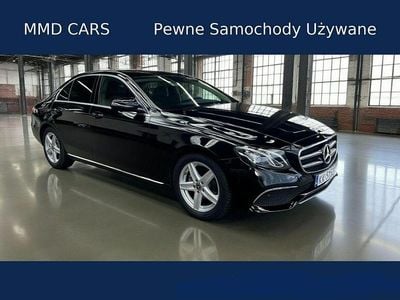 Czarny (metalik) Używany 2018 Mercedes E200 Sedan/Limuzyna | 65 900 zł