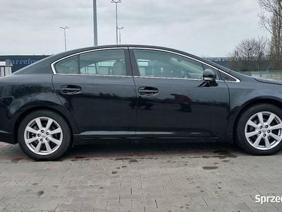Używany Toyota Avensis 147 KM (108 kW) 2011 Sedan/Limuzyna