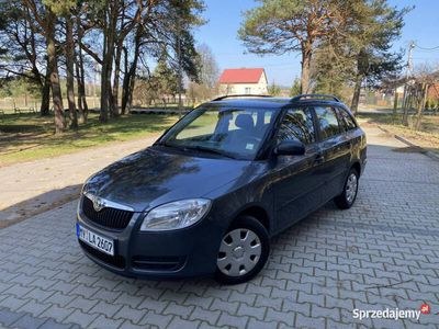 używany Skoda Fabia 1.4dm 86KM 2010r. 149 000km