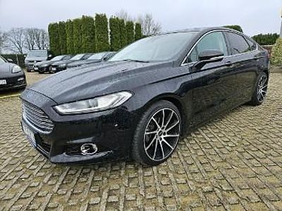 Używany Ford Mondeo 160 KM (117 kW) 2015 Czarny (metalik) Hatchback