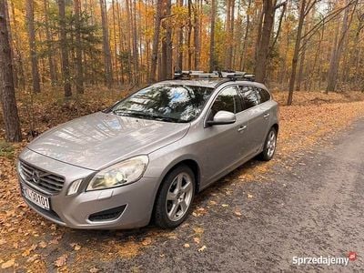 Srebrny Używany 2010 Volvo V60 Kombi | 30 500 zł