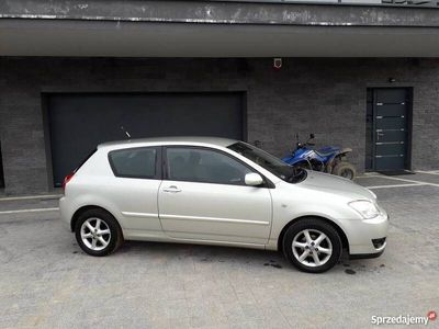 używany Toyota Corolla 1.6 benzyna