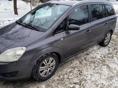 Używany Opel Zafira 2008 Grafitowy Minivan