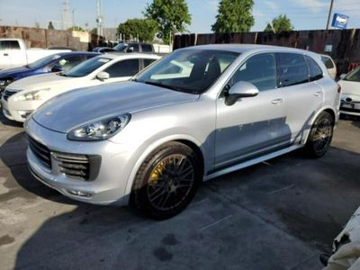 używany Porsche Cayenne S 3.6dm 420KM 2017r. 81 516km