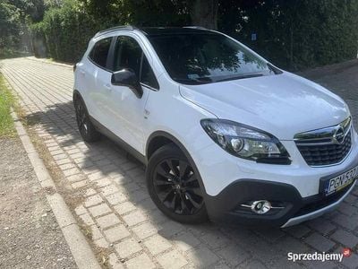Biały Używany 2015 Opel Mokka SUV | 37 900 zł (Dobra cena)