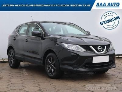 Używany Nissan Qashqai 2015 Czarny SUV